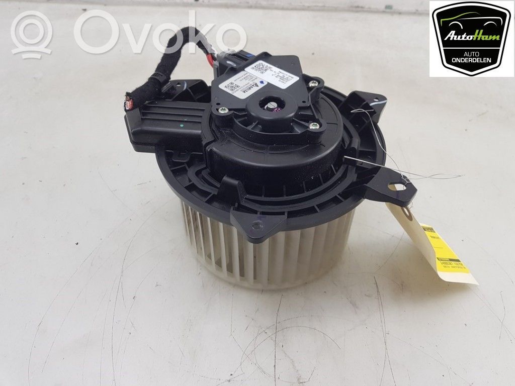 Tesla Model 3 Mazā radiatora ventilators 