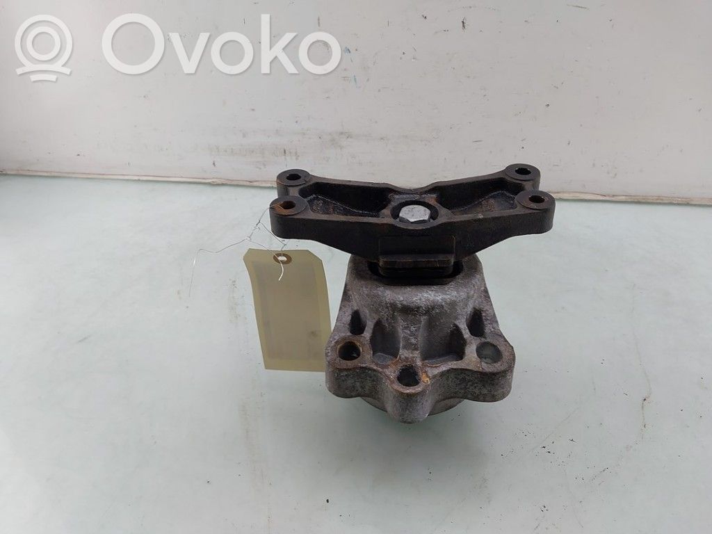 Engine mount bracket   1895282,BK216F012AD,G2911262,1895282,BK216F012AD,BK216F012AE,G2911262