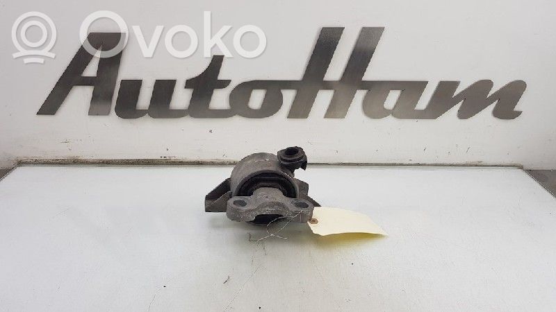 Opel Corsa D Engine mount bracket 