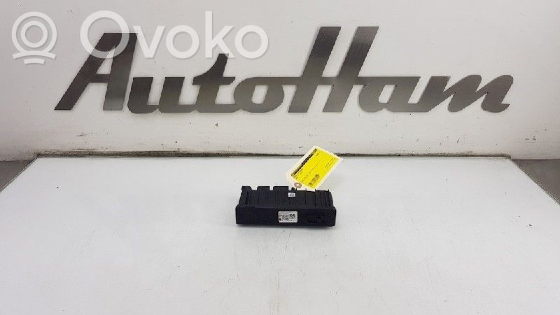 BMW X2 F39 Convertisseur / inversion de tension inverseur 