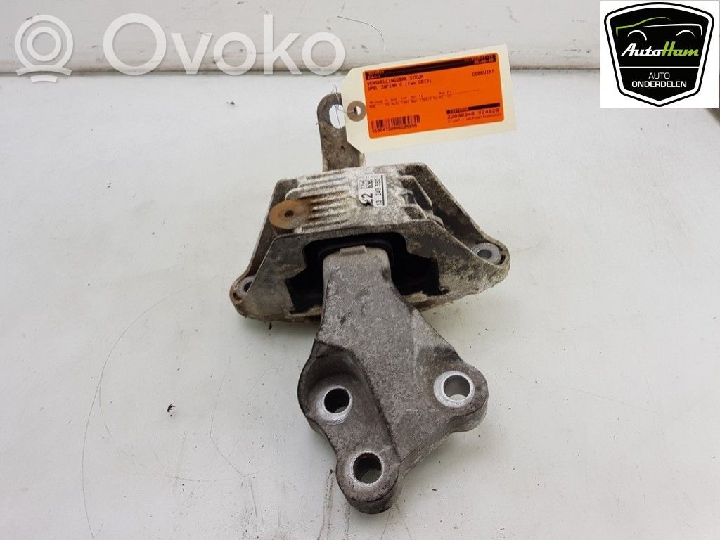 Opel Zafira C Gearbox mounting bracket 