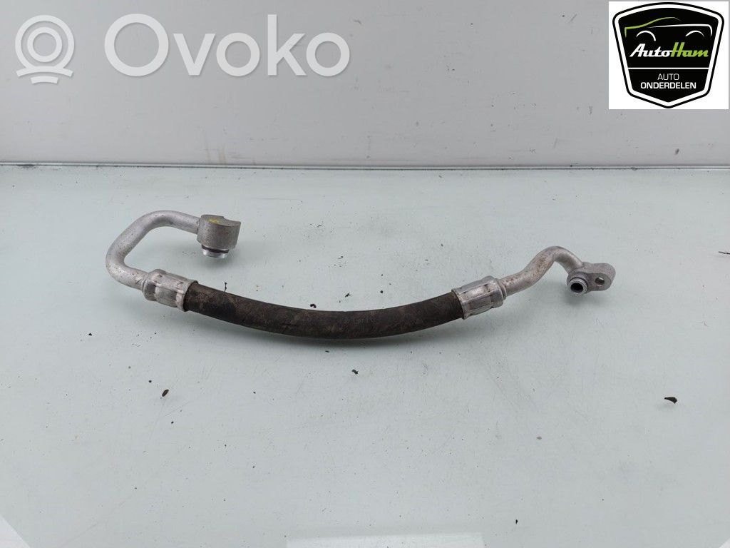 Volkswagen Golf VII Ilmastointilaitteen putki (A/C) 