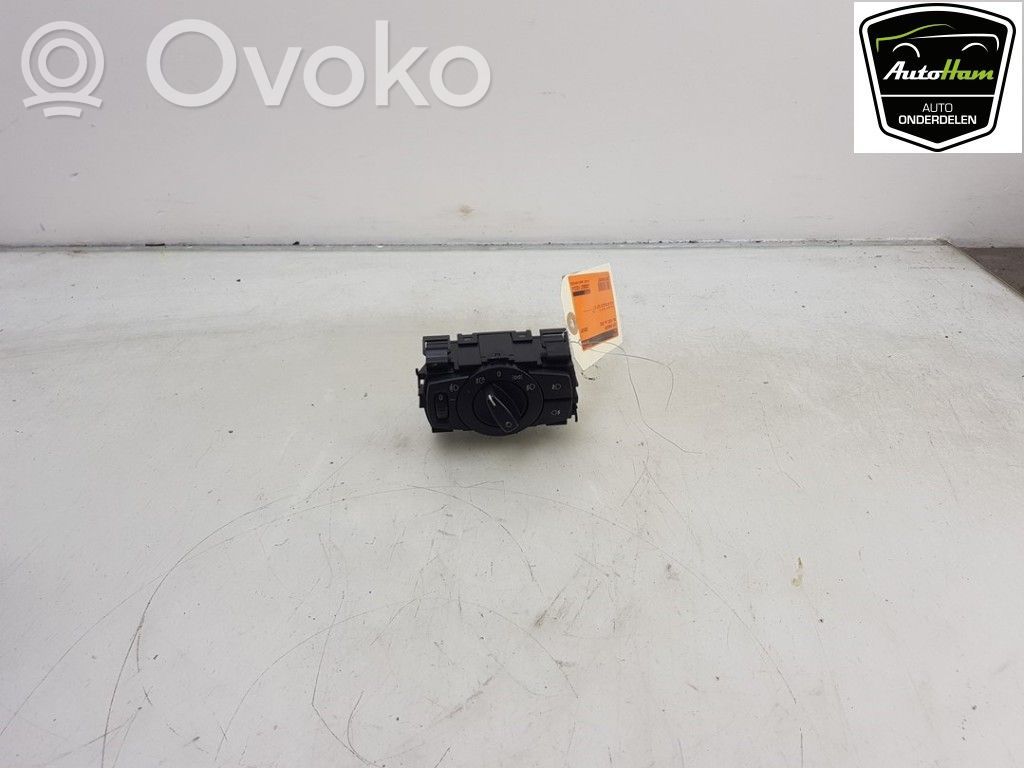 Šviesų jungtukas   6932792,693279204,61316932792,6932792,693279203,693279204