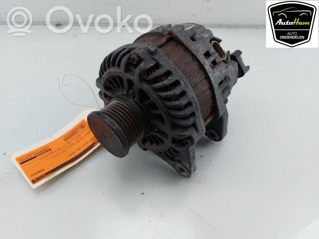 Renault Clio IV Ģenerators 