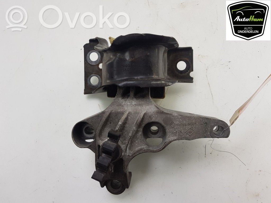 Renault Clio IV Engine mount bracket 