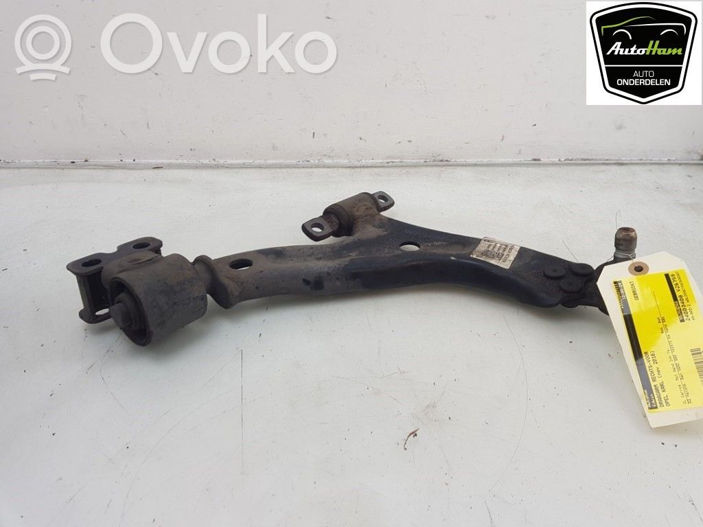 Opel Karl Basculă față 