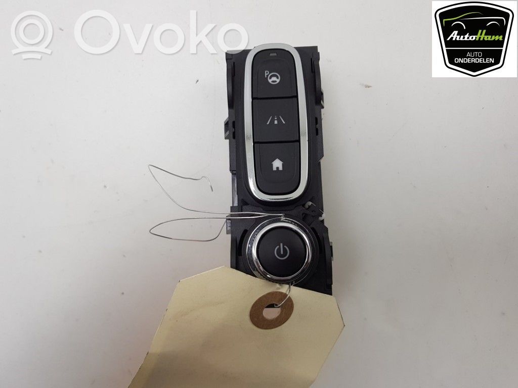 Renault Kadjar Sound control switch 