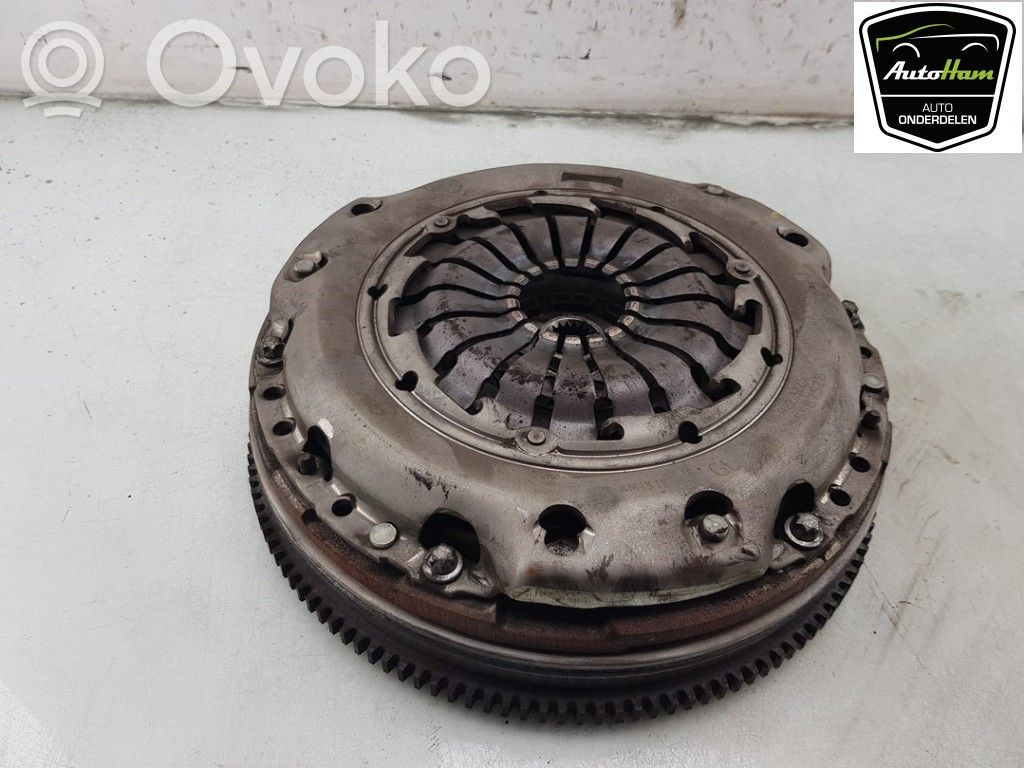 Opel Mokka Volantă dublă 