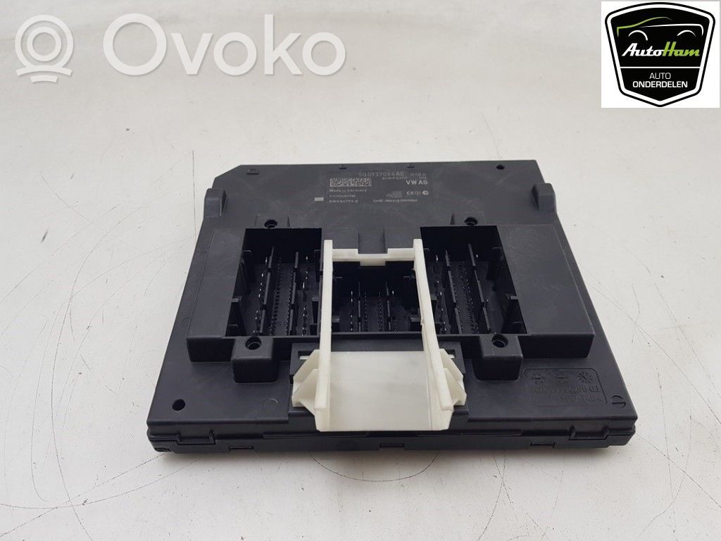 Autres unités de commande / modules   5Q0937084AE,5Q0937084AE,5Q0937084L,5Q0937084AE,5Q0937084L