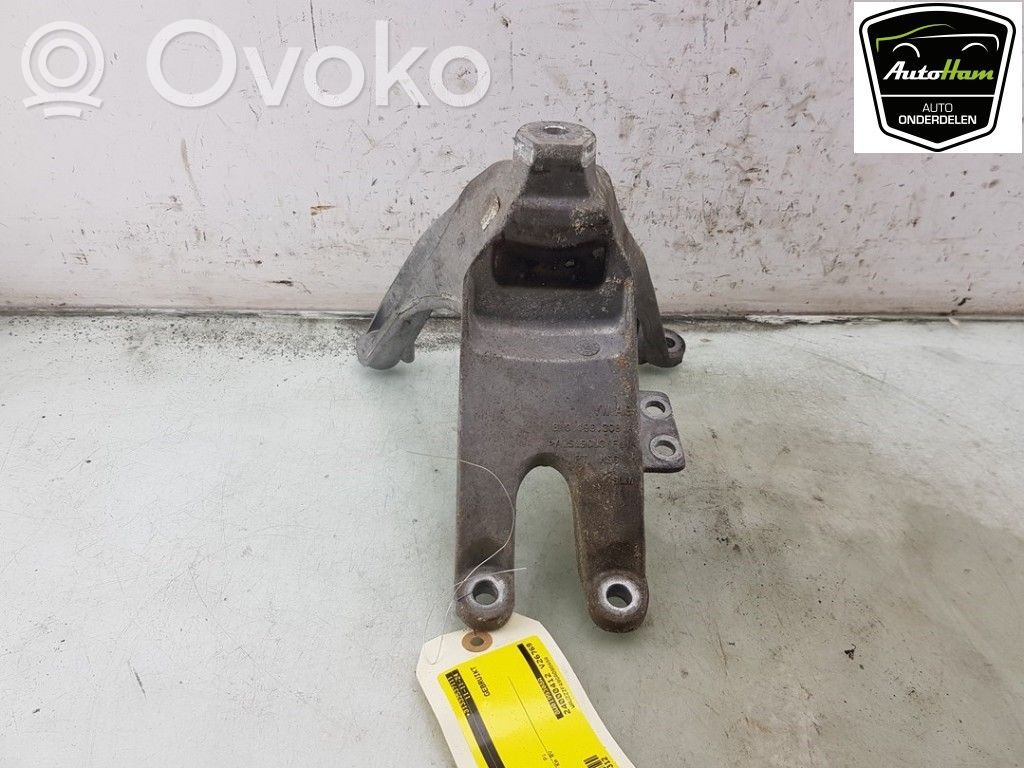 Engine mount bracket   8W0199308A,8W0199308A