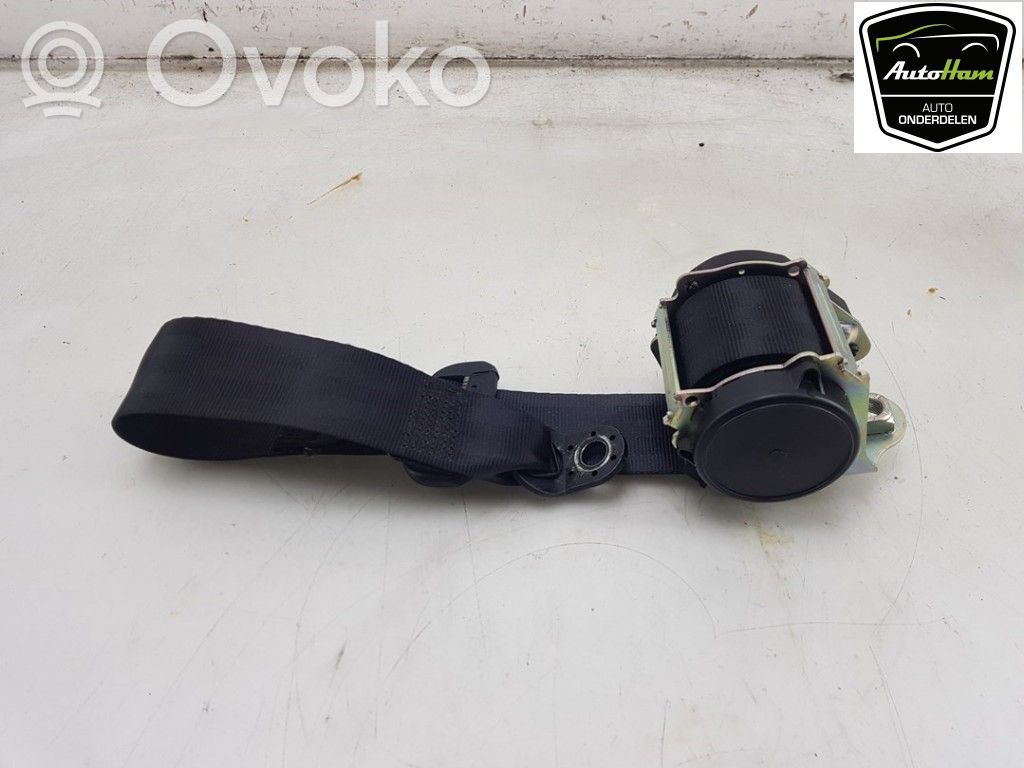 Skoda Rapid (NH) Cinturón trasero 