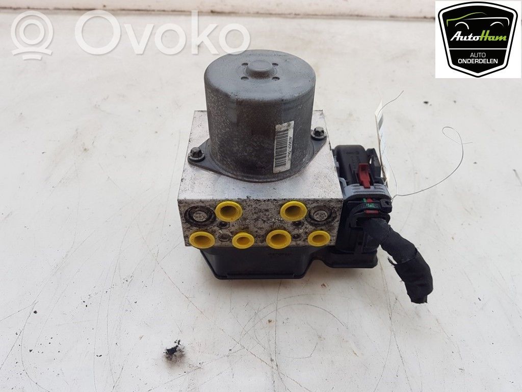 Volkswagen PASSAT B7 ABS Pump 