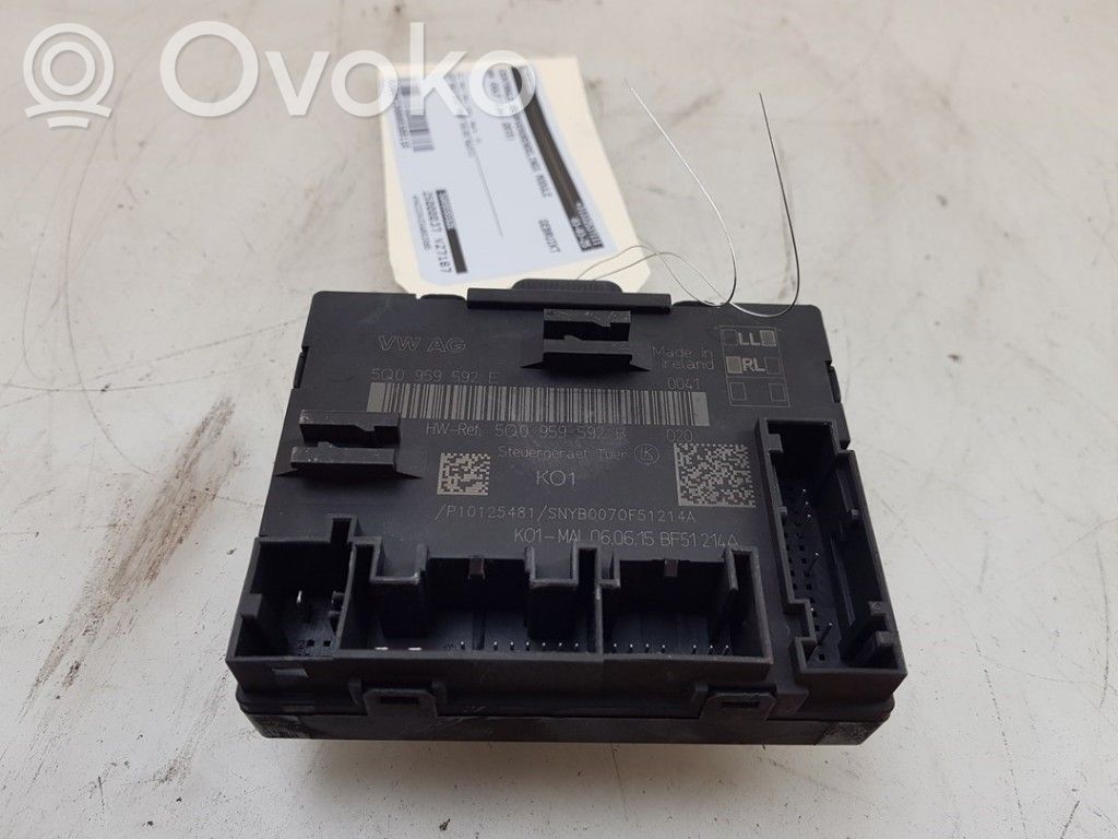 Volkswagen Golf VII Centralina/modulo chiusura centralizzata portiere 