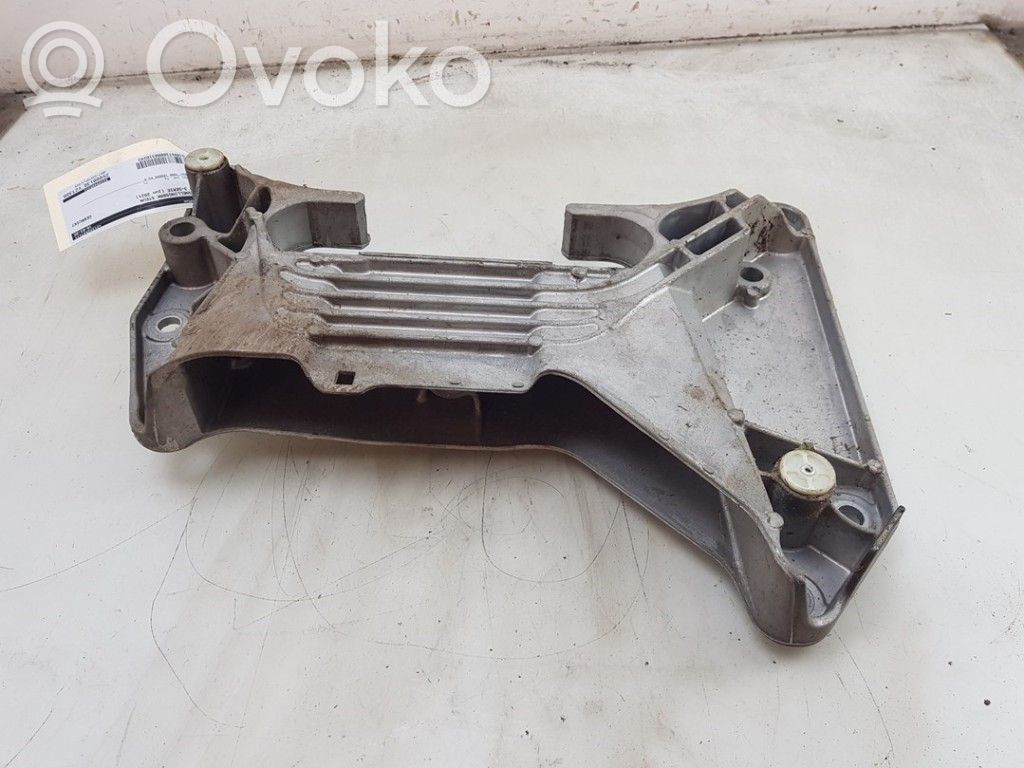 BMW 3 G20 G21 Łapa / Mocowanie skrzyni biegów 