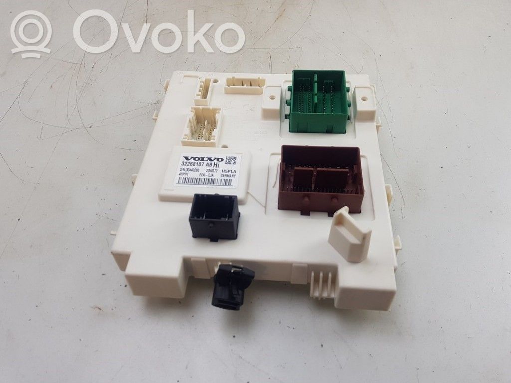 Volvo XC40 Other control units/modules 