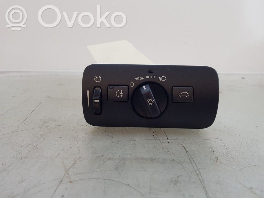 Volvo V40 Light switch 