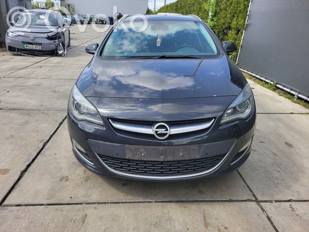 Opel Astra J Capó/tapa del motor 