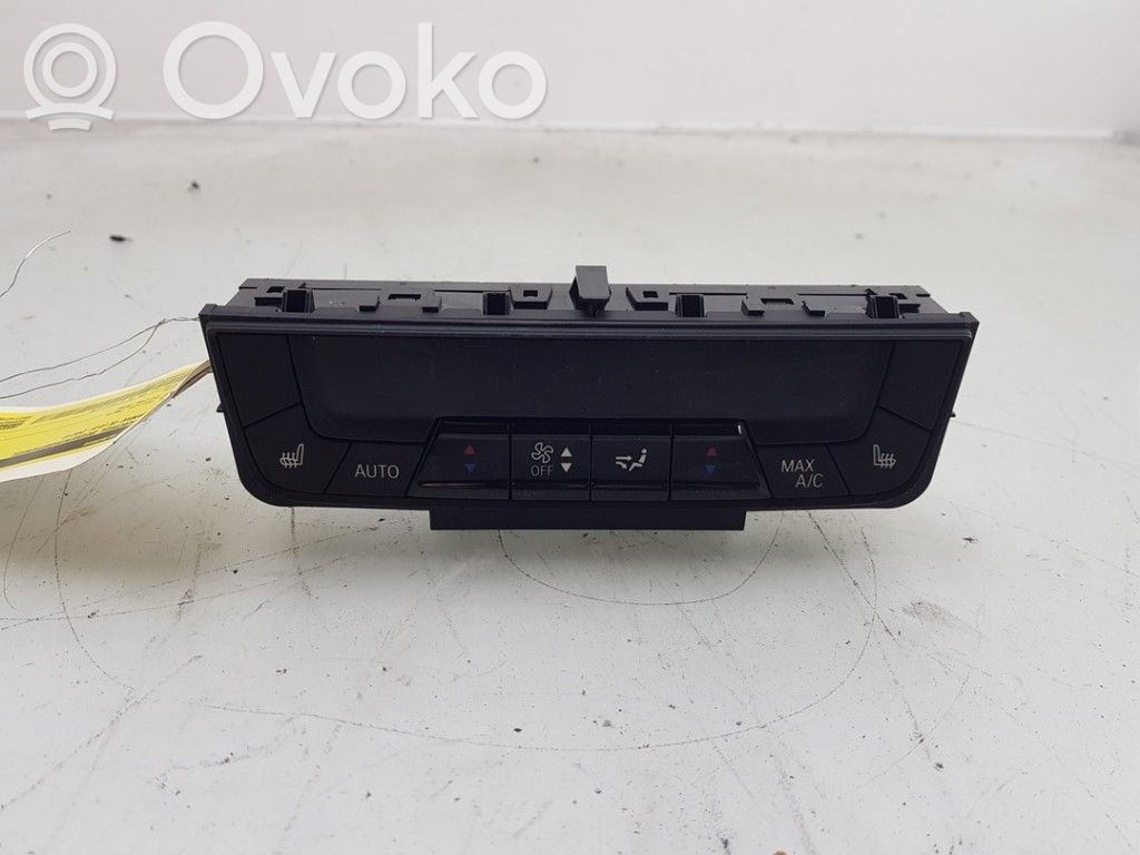 BMW iX Climate control unit 