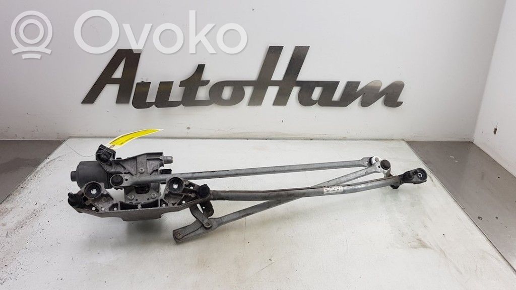 Ford C-MAX I Front wiper linkage and motor 