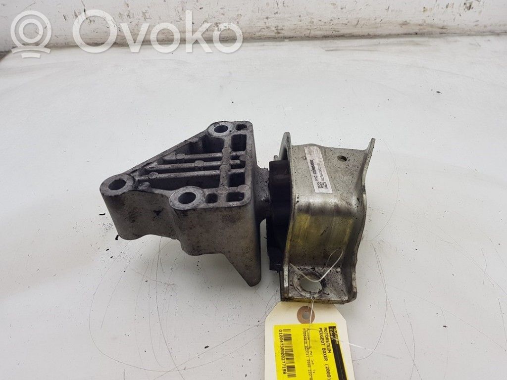 Peugeot Boxer Engine mount bracket 