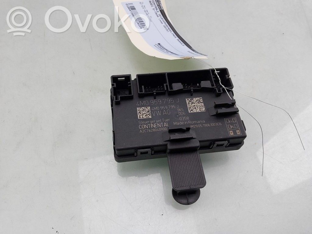 Audi e-tron Door central lock control unit/module 