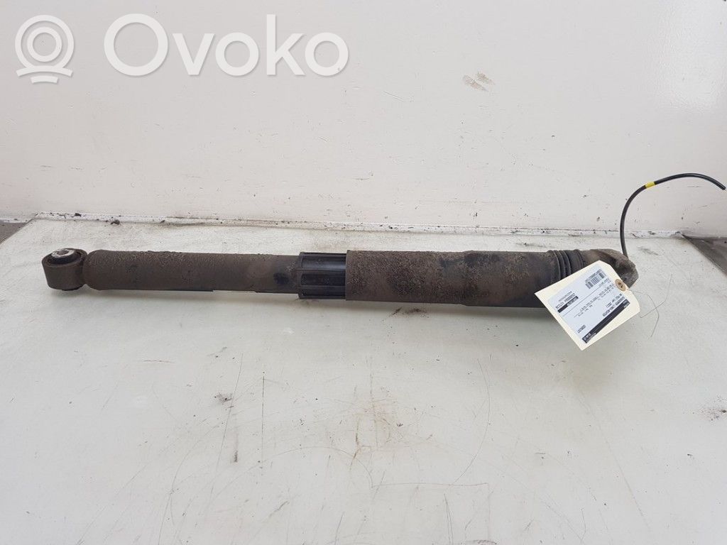 Volkswagen Polo VI Stoßdämpfer hinten