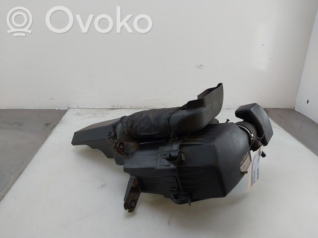 Hyundai i20 (PB PBT) Obudowa filtra powietrza 