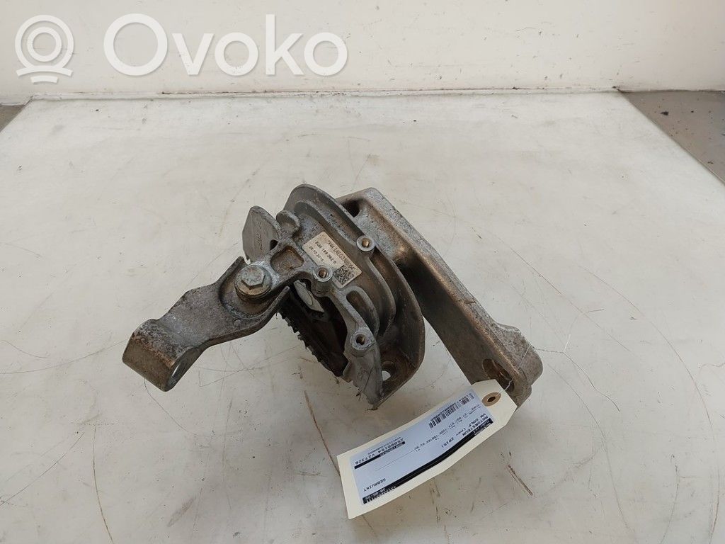 Volkswagen Golf VII Suport tampon motor 