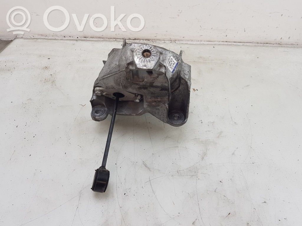Audi Q5 SQ5 FY Engine mount bracket 