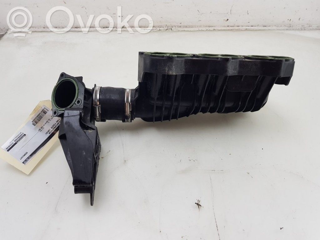 Ford Fiesta Kolektorius įsiurbimo 