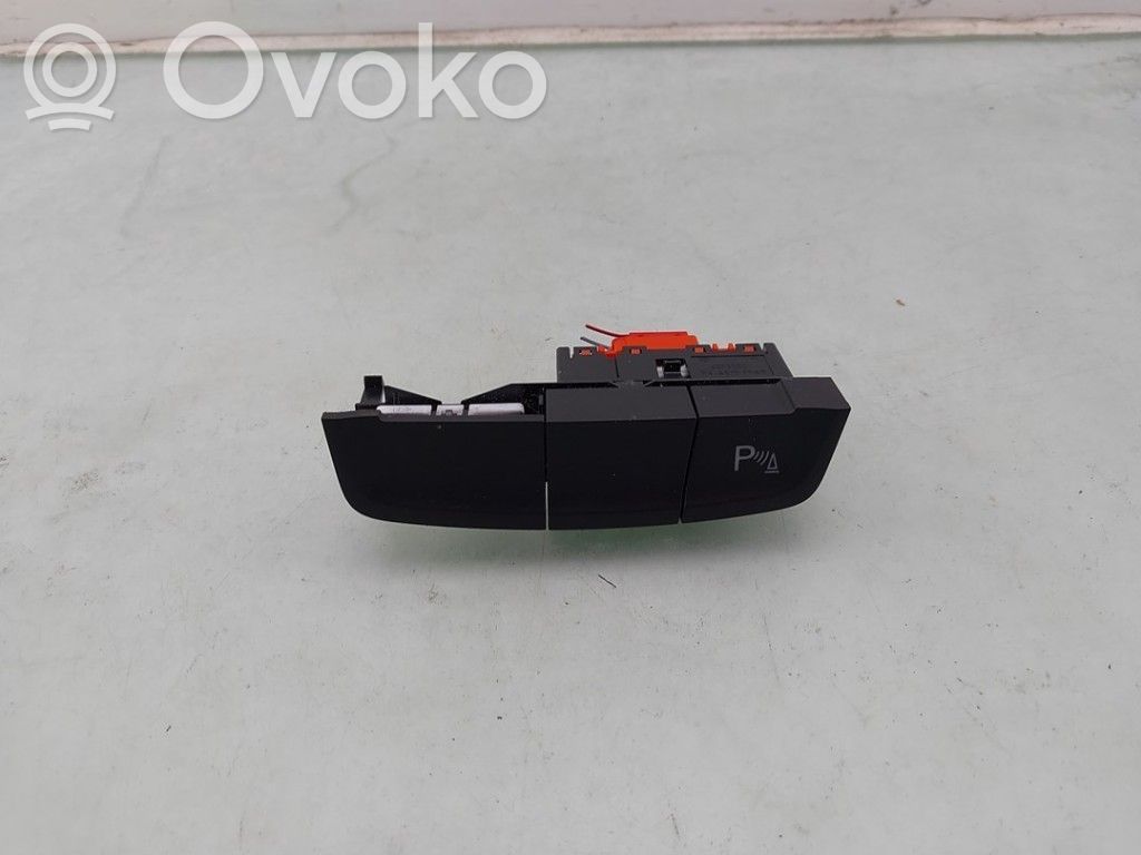 Skoda Kamiq Interruptor del sensor de aparcamiento (PDC) 