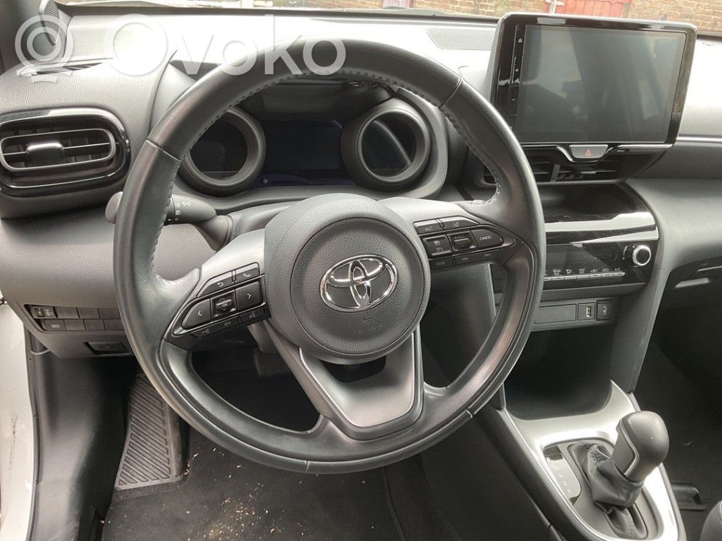 Toyota Yaris Cross Vairas 