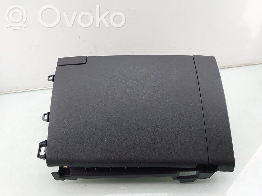 Skoda Karoq Daiktadėžė 