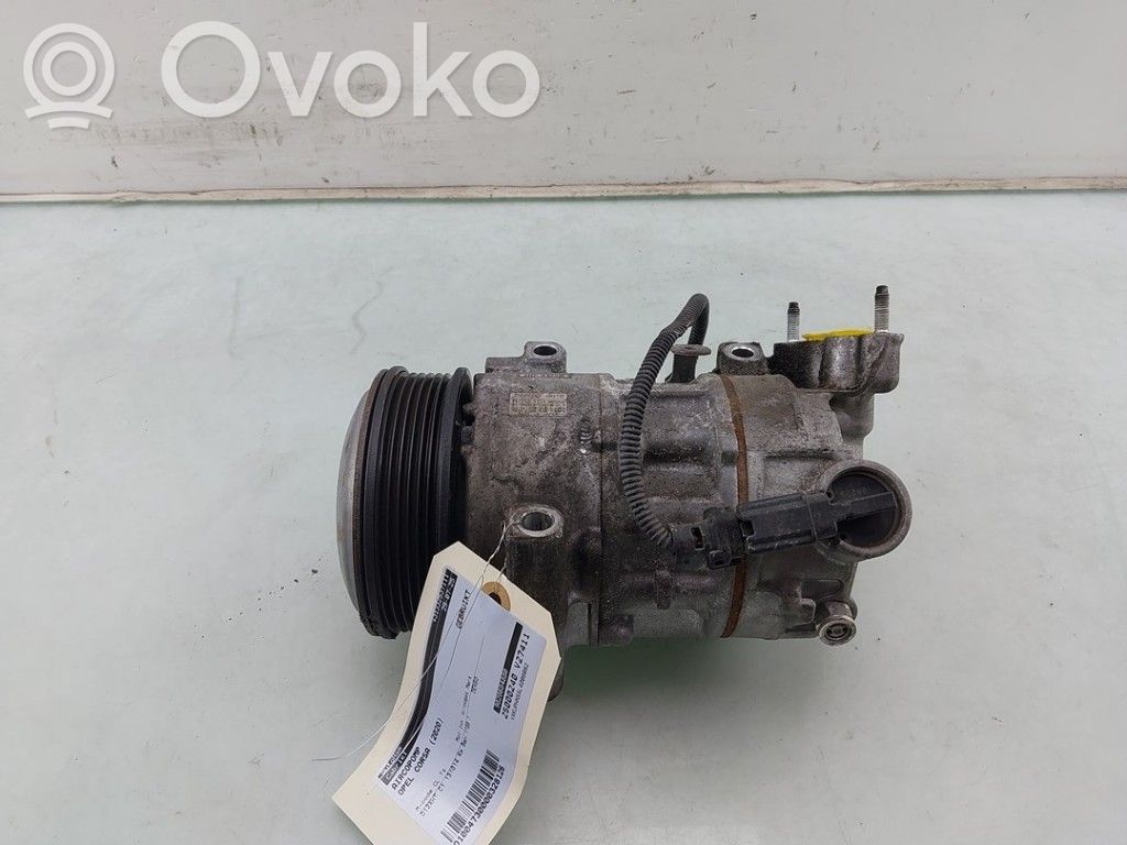 Opel Corsa F Kompresor / Sprężarka klimatyzacji A/C 