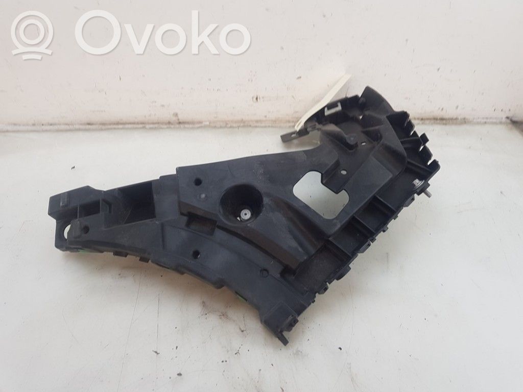 Volvo XC40 Suport montare bară spate 