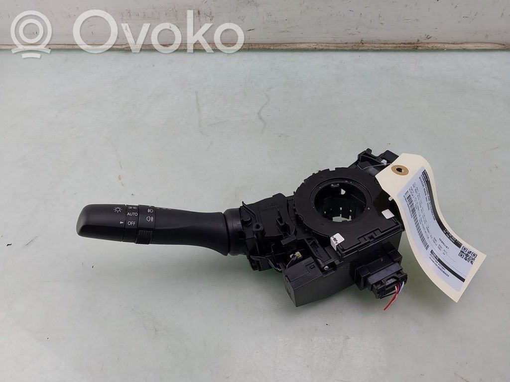 Suzuki Ignis Steering wheel buttons/switches 