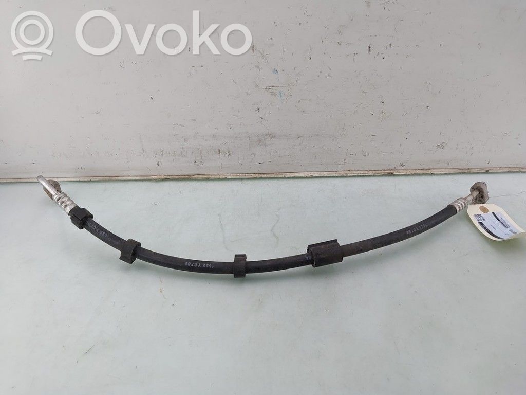 Audi A5 Ilmastointilaitteen putki (A/C) 