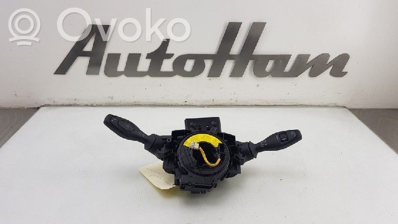 Ford Fiesta Ohjauspyörän painikkeet/kytkimet 