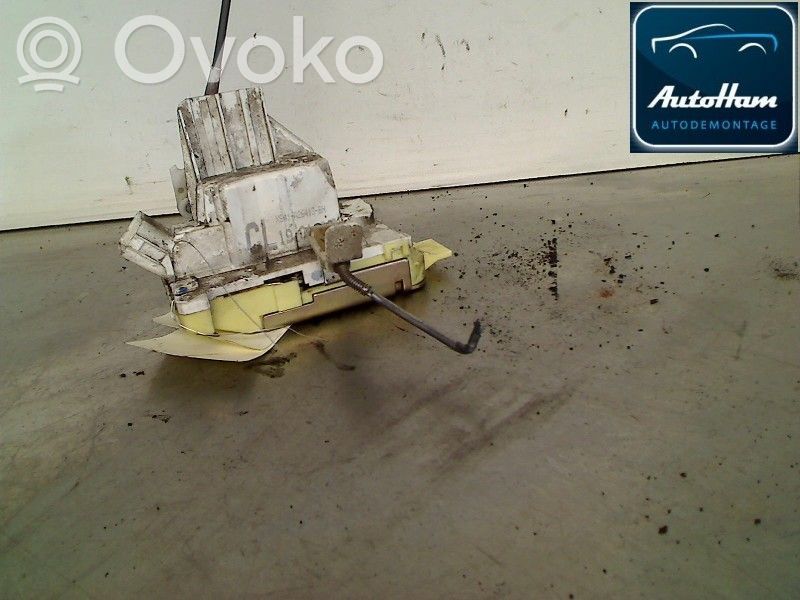 Ford Focus Takaoven vaijeri 