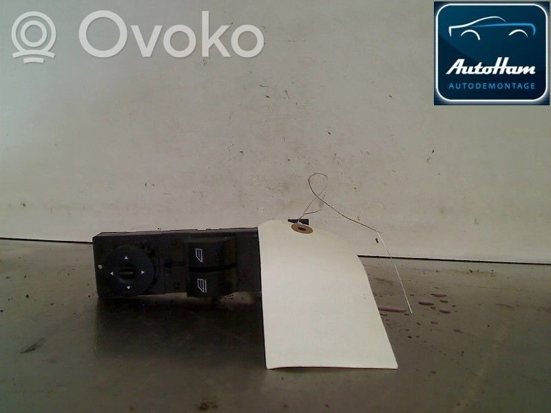Ford C-MAX I Electric window control switch 