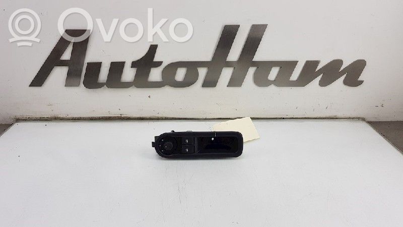 Renault Twingo II Electric window control switch 