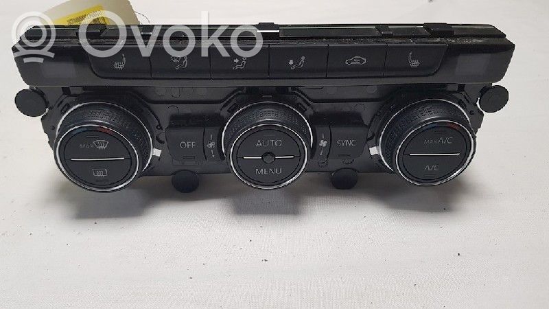 Volkswagen Golf VII Panel klimatyzacji 