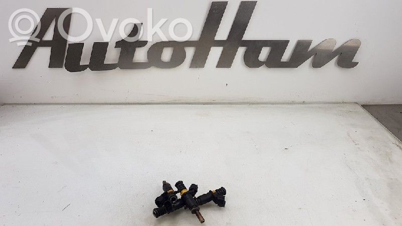 Peugeot 207 CC Inyector de combustible 
