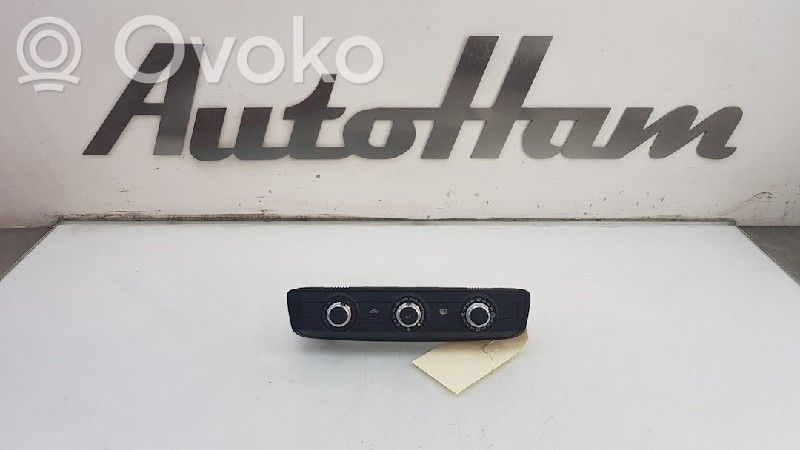 Audi A1 Climate control unit 