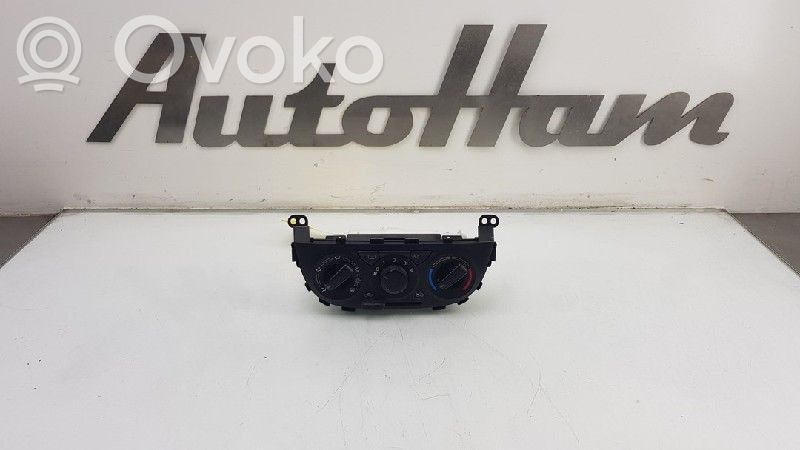 Suzuki Celerio Climate control unit 