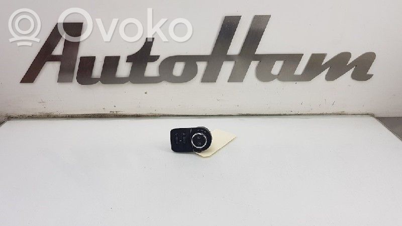 Light switch   13470452,13470452