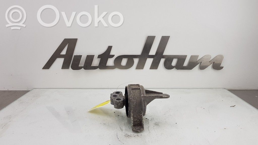 Engine mount bracket   90539246,13125637,13125637,90539246