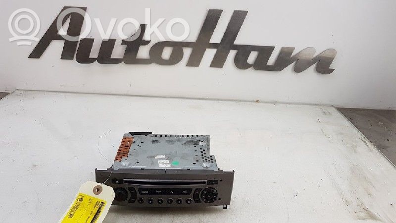 Peugeot 308 Radio/CD/DVD/GPS head unit 
