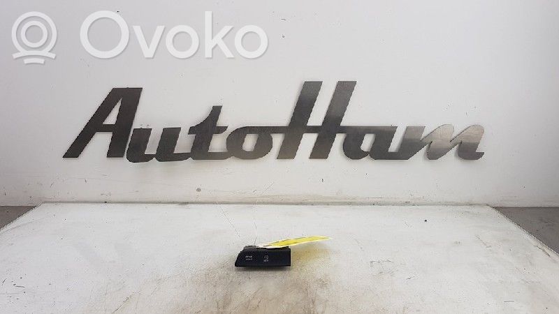 Audi Q3 8U Autres commutateurs / boutons / leviers 