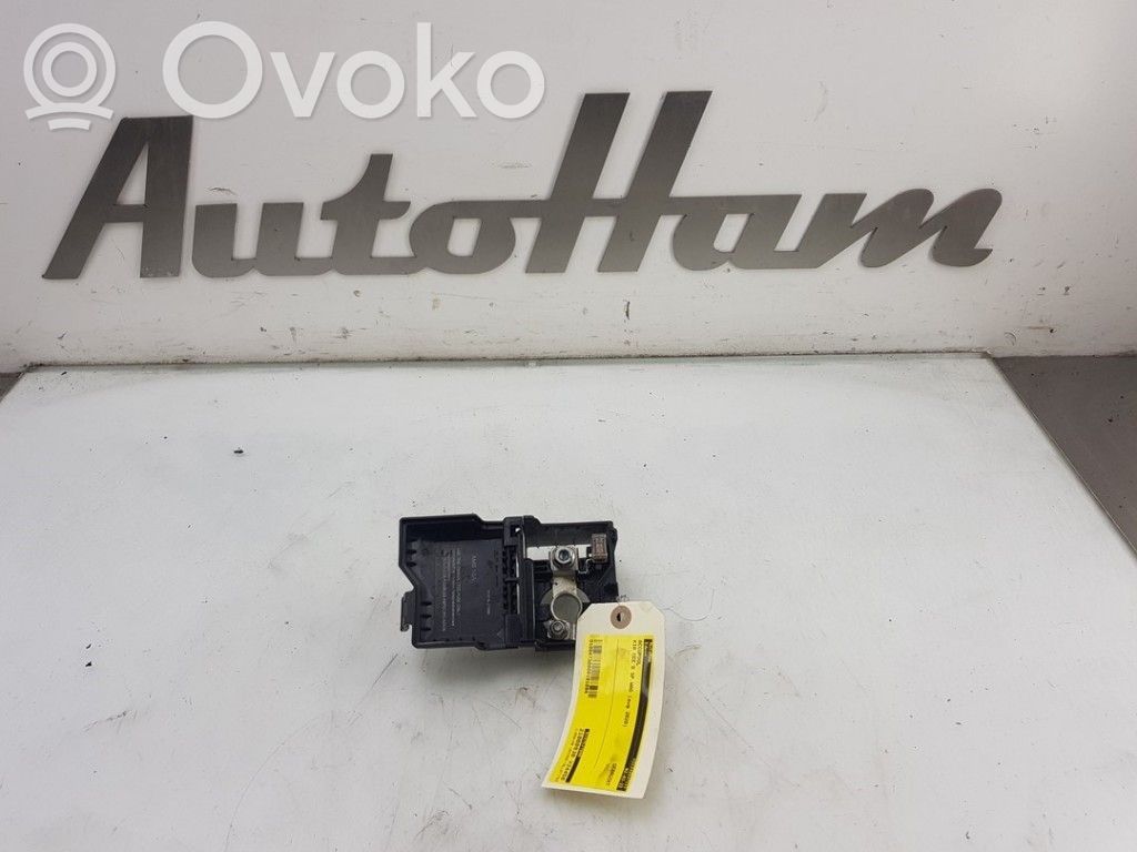 Muu moottoritilan osa   91975J7000,91975J7000